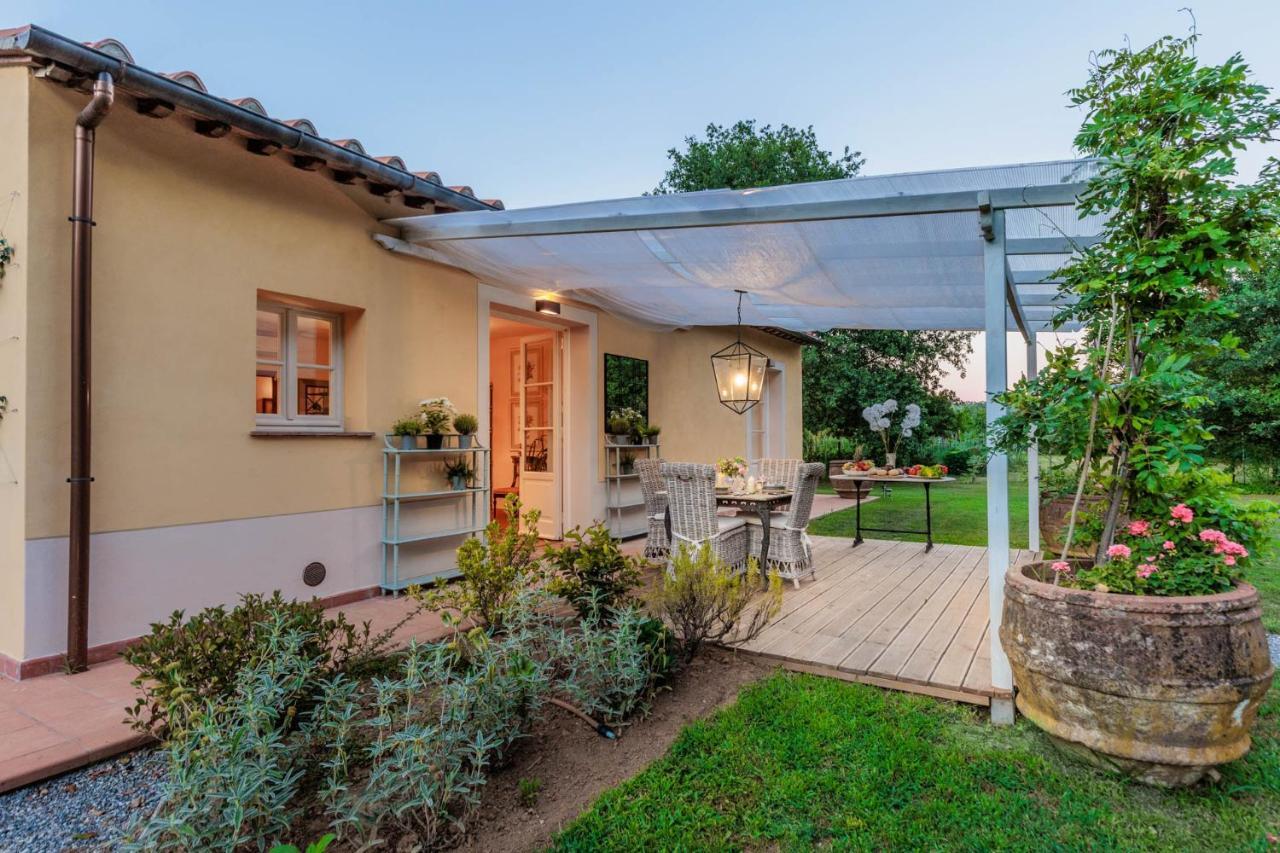 Villa Bassotta, A Charming Cottage Lucca Exterior foto